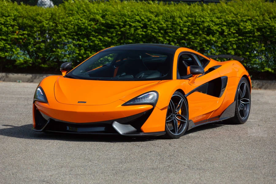 2016 McLaren 570S - Image 16 of 31