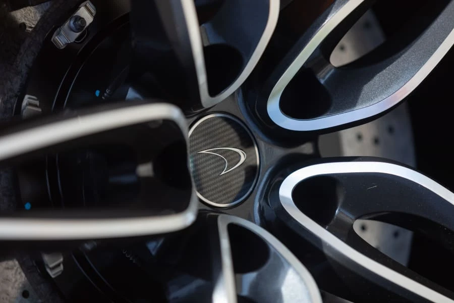 2016 McLaren 570S - Image 13 of 31