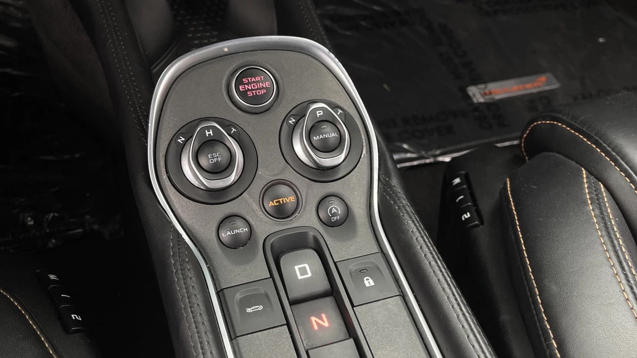 2016 McLaren 570S - Image 16 of 30