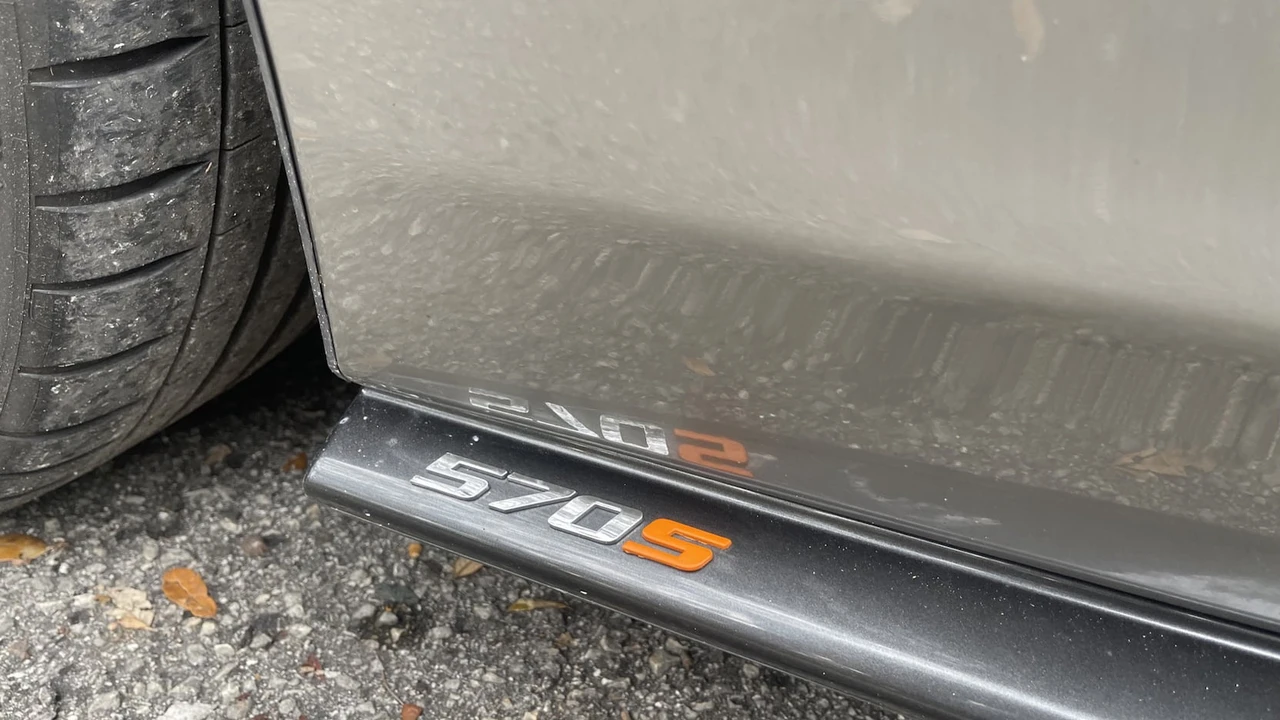 2016 McLaren 570S - Image 18 of 30