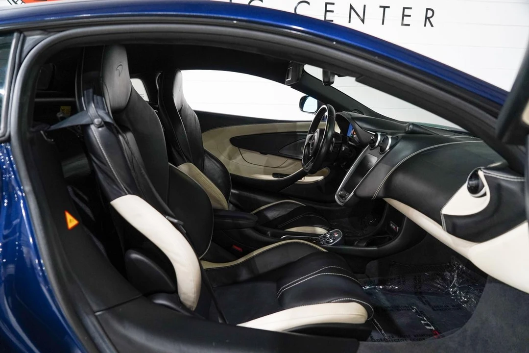 2016 McLaren 570S - Image 14 of 21