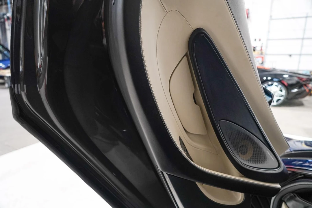 2016 McLaren 570S - Image 19 of 21
