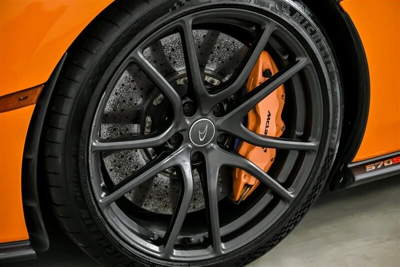 2016 McLaren 570S - Image 19 of 21