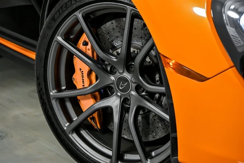 2016 McLaren 570S - Image 4 of 21