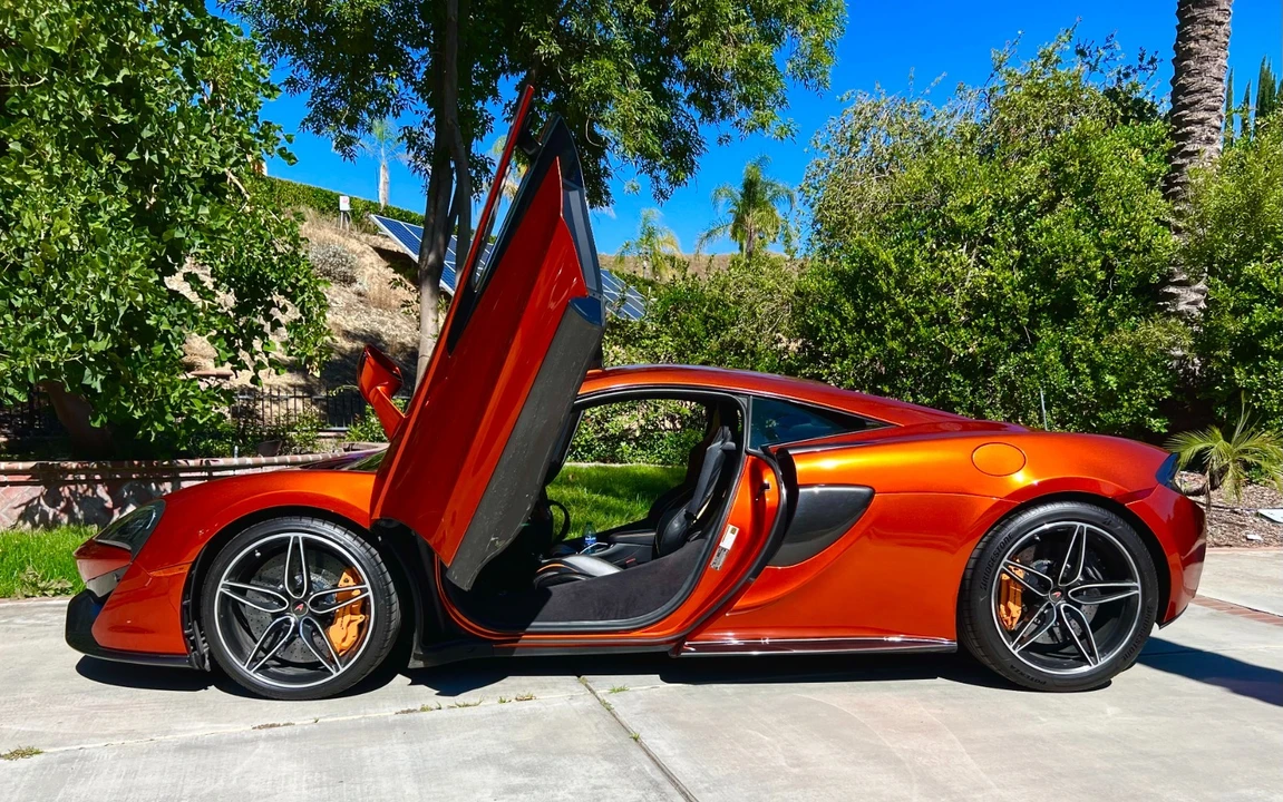 2016 McLaren 570S - Image 3 of 7