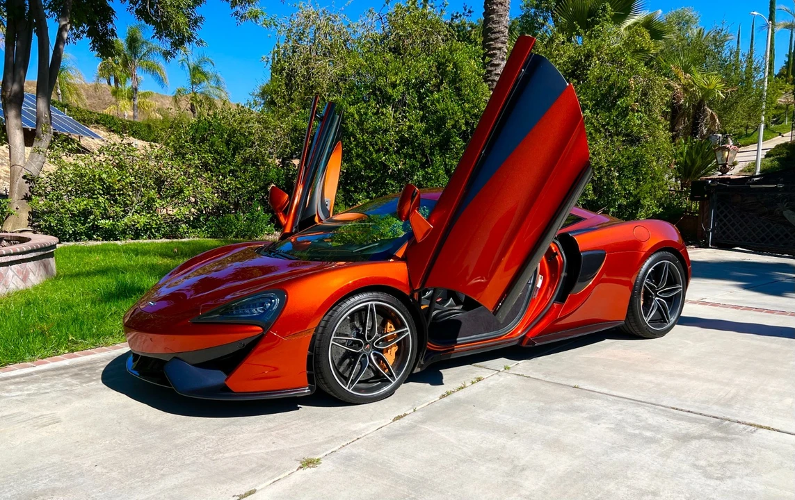 2016 McLaren 570S - Image 2 of 7