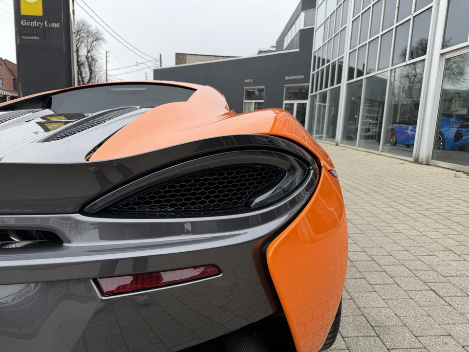 2016 McLaren 570S - Image 21 of 31