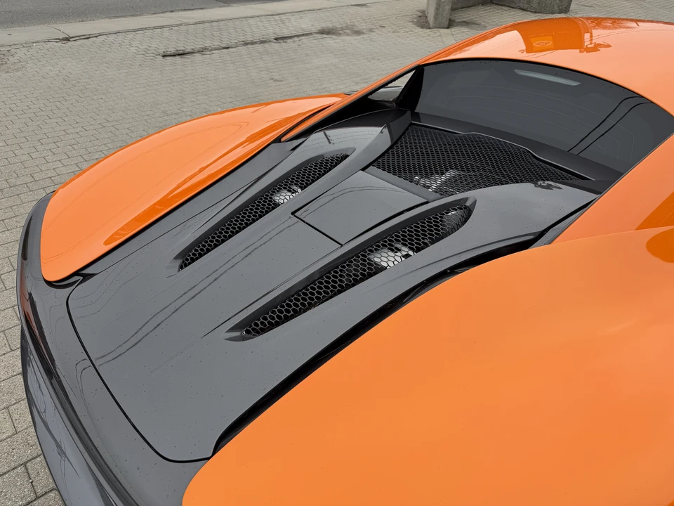 2016 McLaren 570S - Image 24 of 31