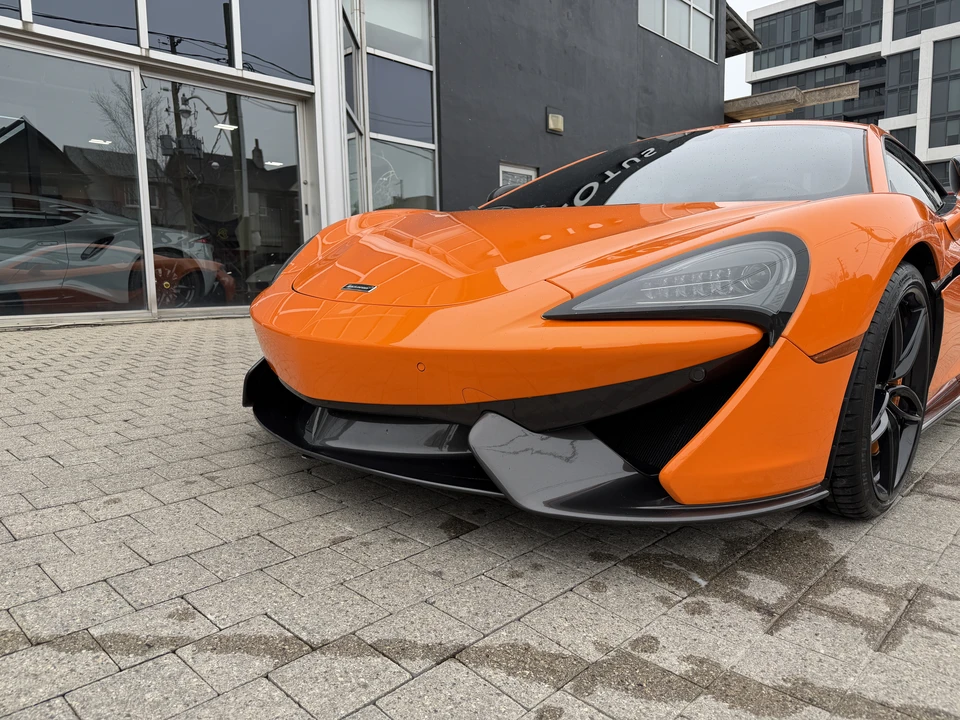 2016 McLaren 570S - Image 25 of 31