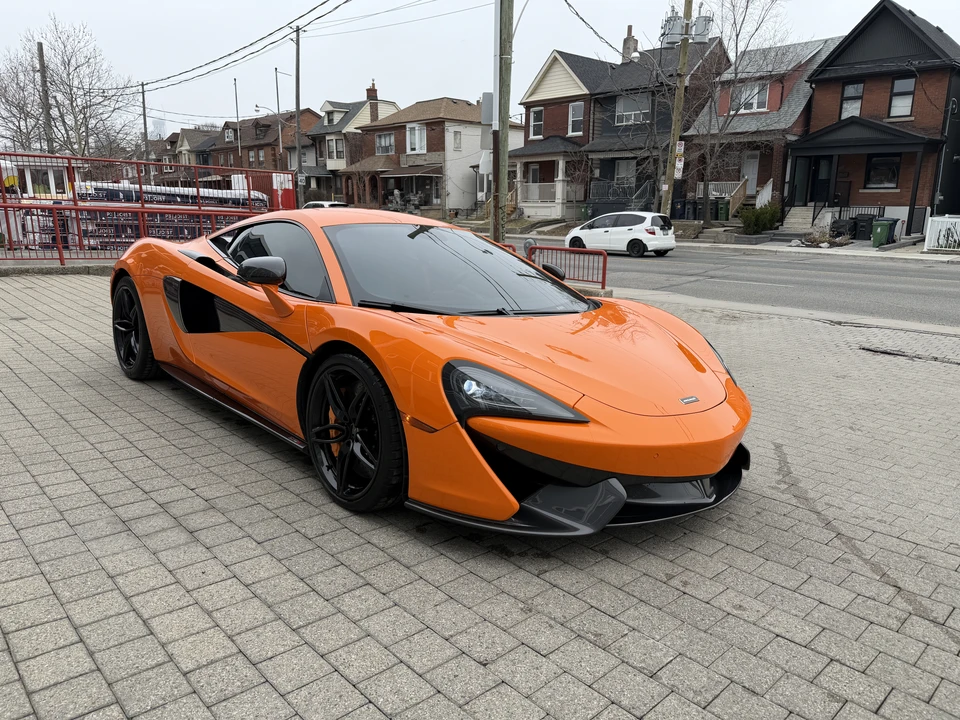 2016 McLaren 570S - Image 2 of 31