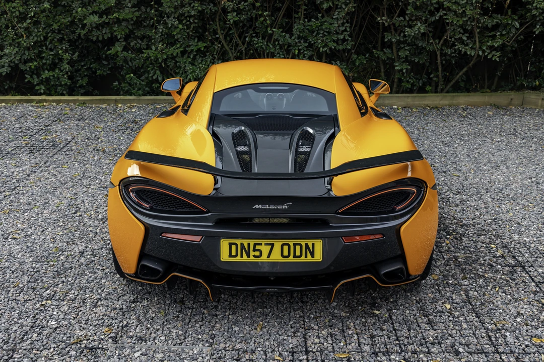 2016 McLaren 570S - Image 15 of 31