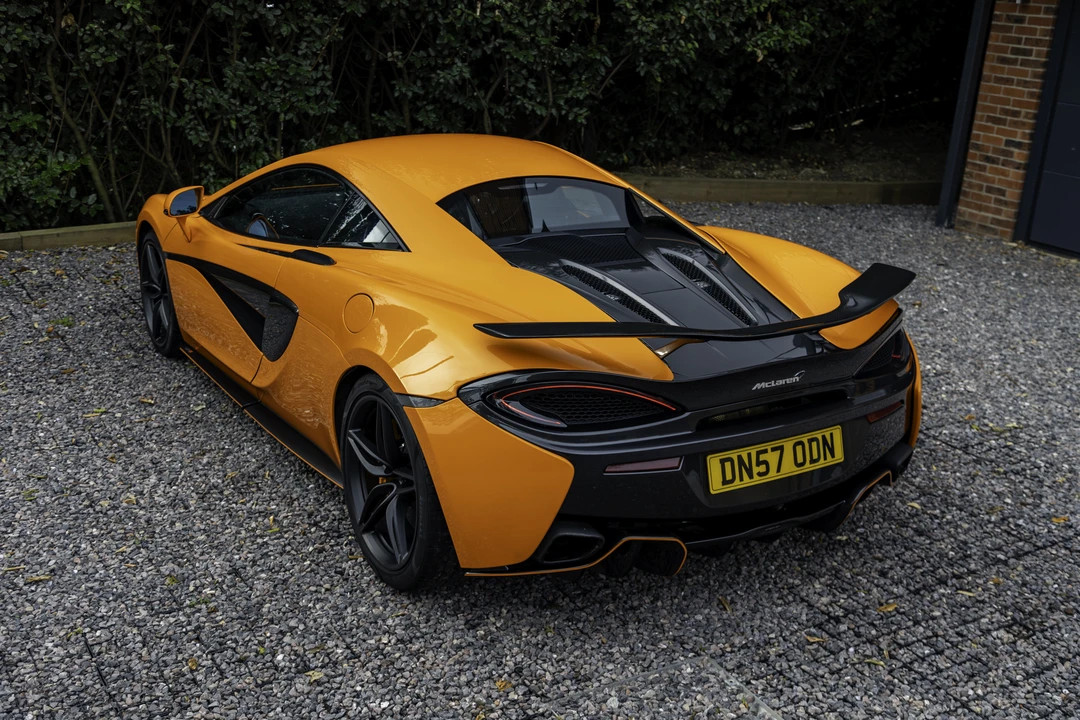 2016 McLaren 570S - Image 8 of 31