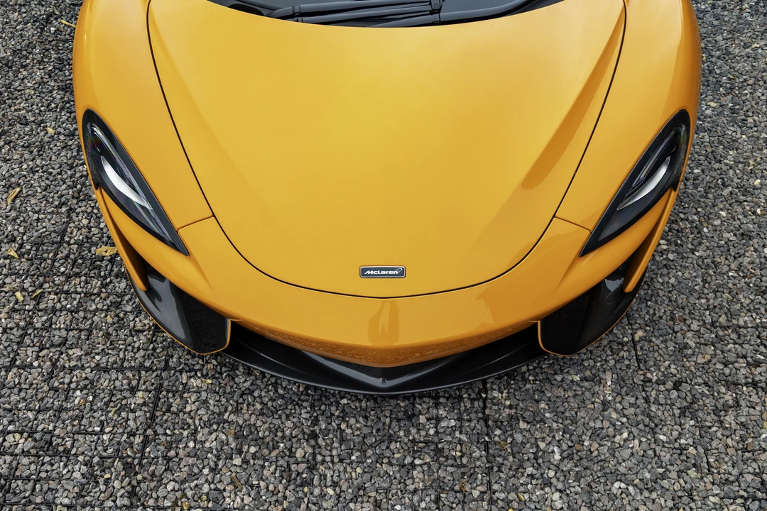 2016 McLaren 570S - Image 27 of 31