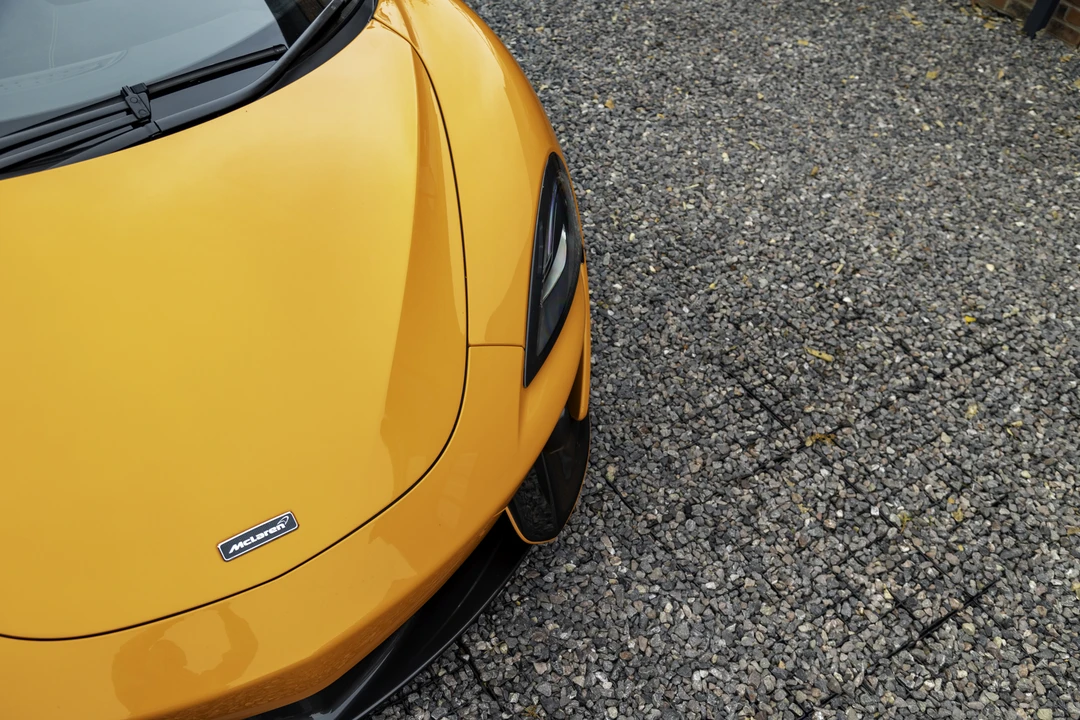 2016 McLaren 570S - Image 30 of 31