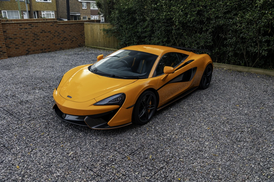 2016 McLaren 570S - Image 10 of 31