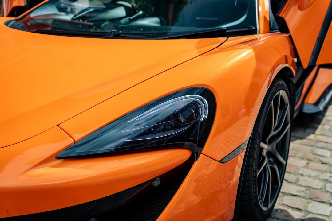 2016 McLaren 570S - Image 22 of 31