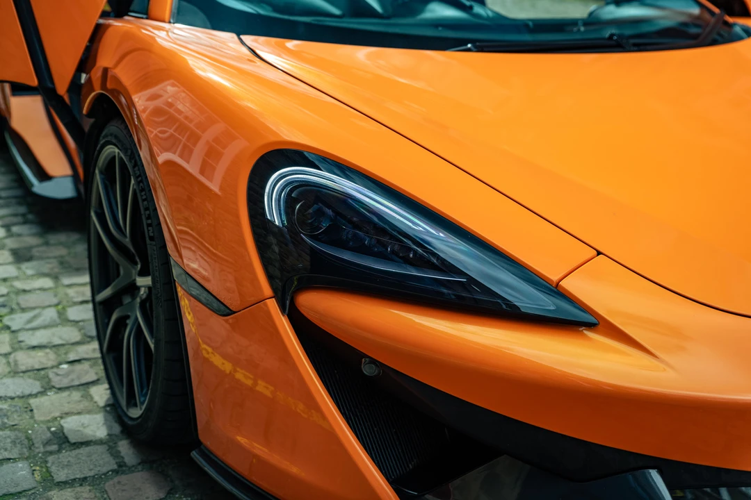 2016 McLaren 570S - Image 23 of 31