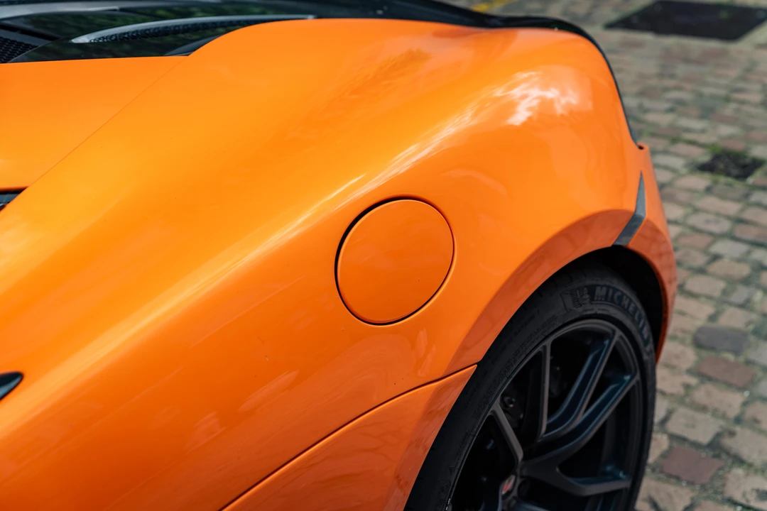 2016 McLaren 570S - Image 28 of 31