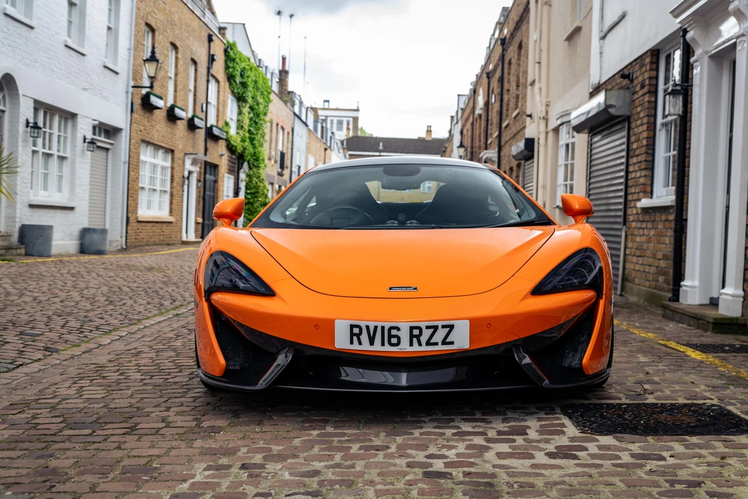 2016 McLaren 570S - Image 10 of 31
