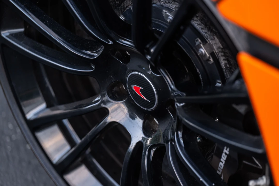 2016 McLaren 570S - Image 6 of 31