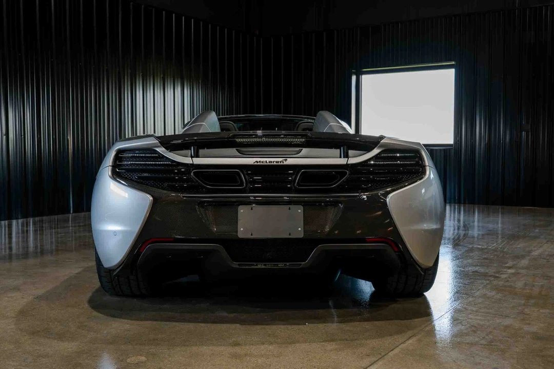 2016 McLaren 650S - Image 7 of 31
