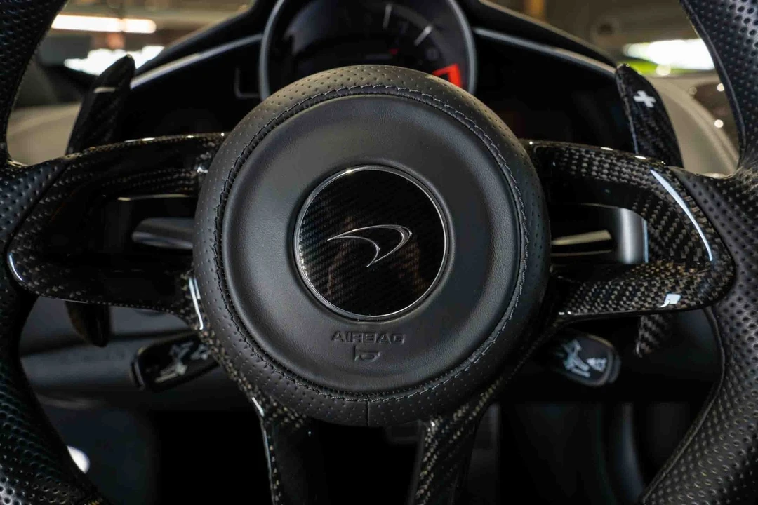 2016 McLaren 650S - Image 16 of 31