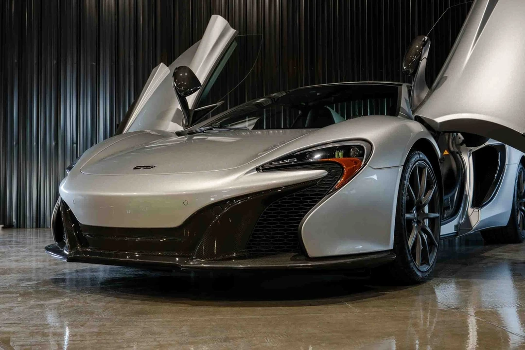 2016 McLaren 650S - Image 22 of 31