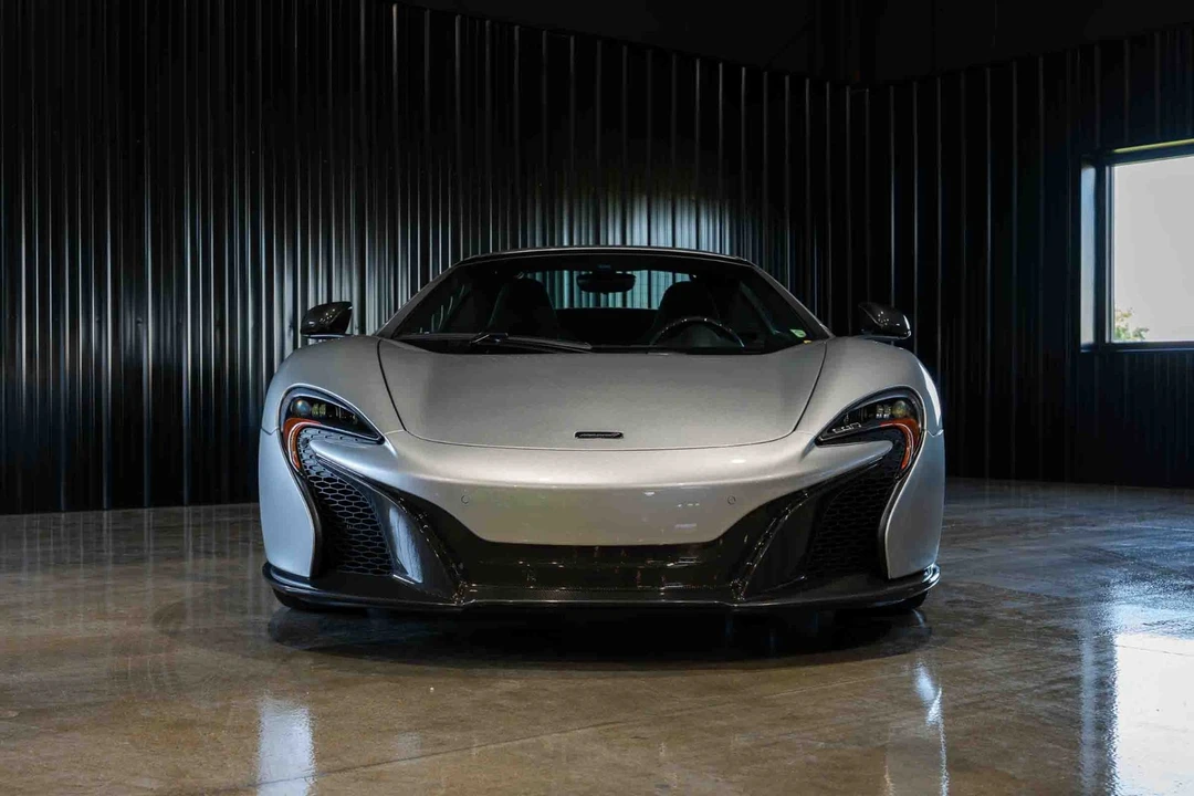 2016 McLaren 650S - Image 6 of 31