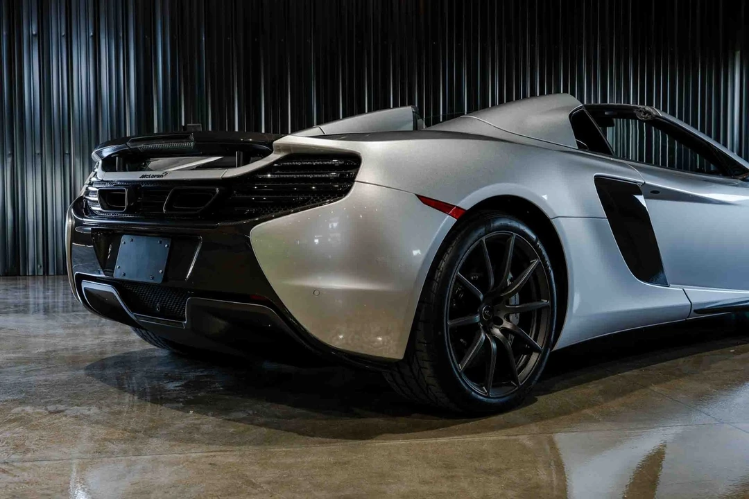 2016 McLaren 650S - Image 29 of 31