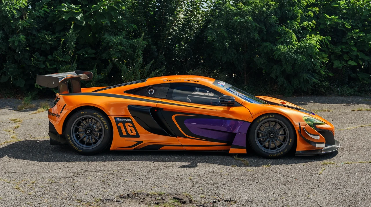 2016 McLaren 650S Coupe - Image 7 of 31