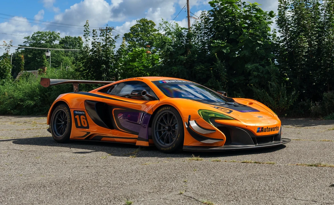 2016 McLaren 650S Coupe - Image 2 of 31