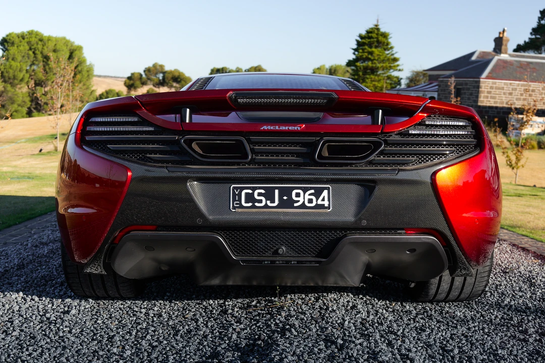 2016 McLaren 650S - Image 16 of 31