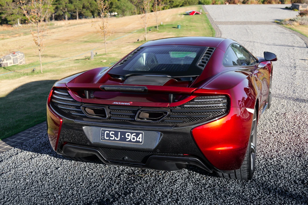 2016 McLaren 650S - Image 17 of 31