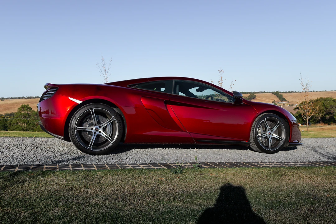 2016 McLaren 650S - Image 19 of 31