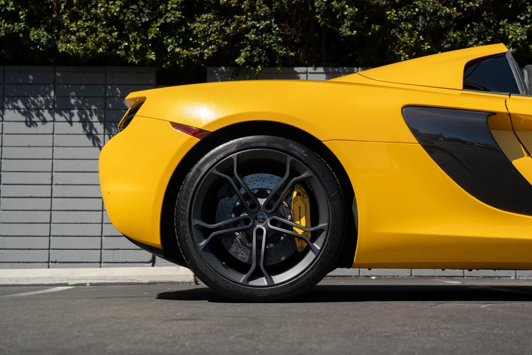 2016 McLaren 650S - Image 9 of 12