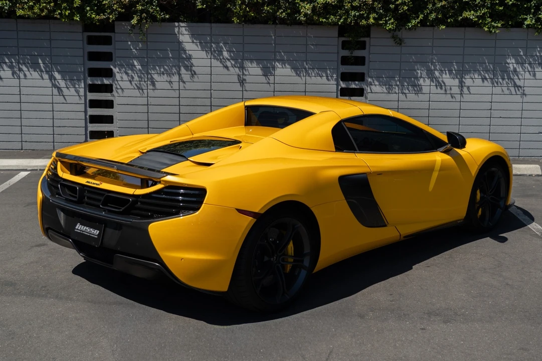 2016 McLaren 650S - Image 2 of 12