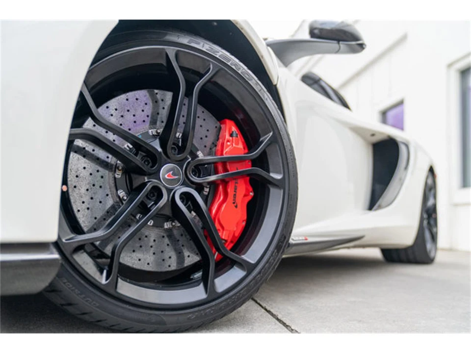 2016 McLaren 650S - Image 8 of 12