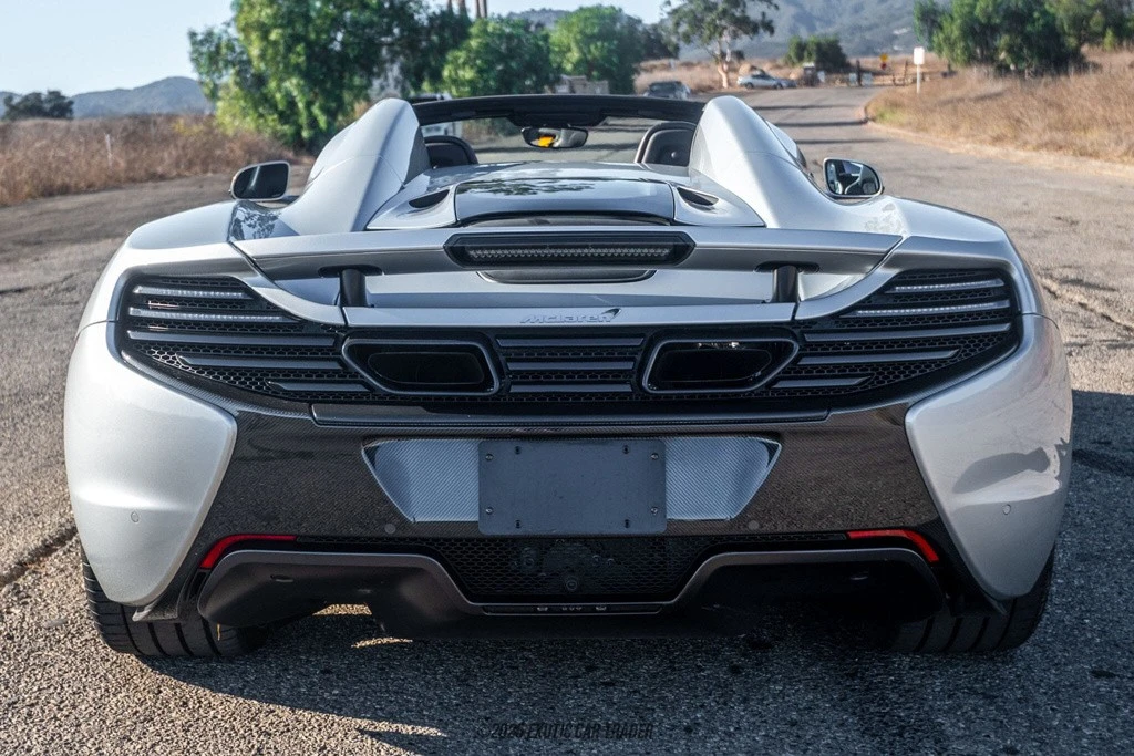 2016 McLaren 650S - Image 7 of 12