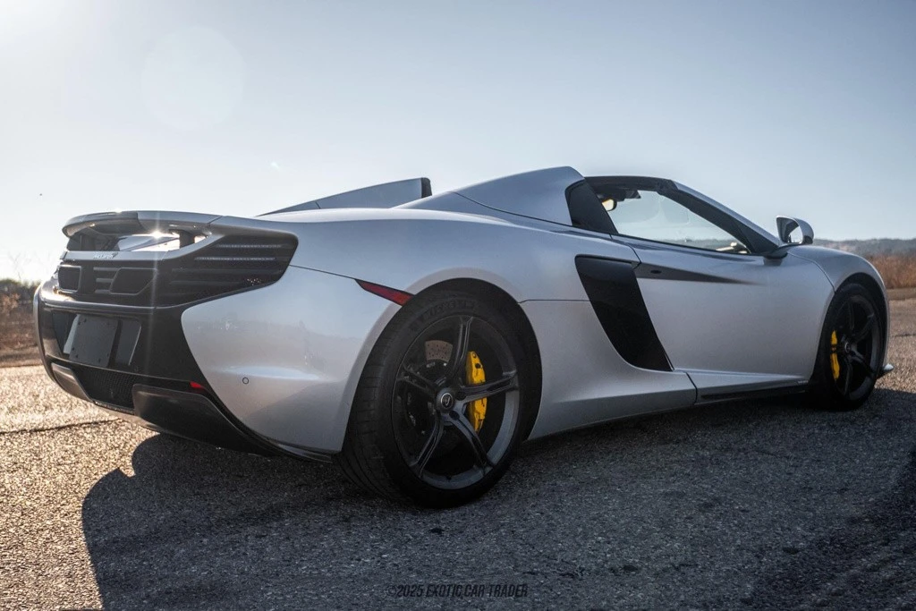 2016 McLaren 650S - Image 8 of 12