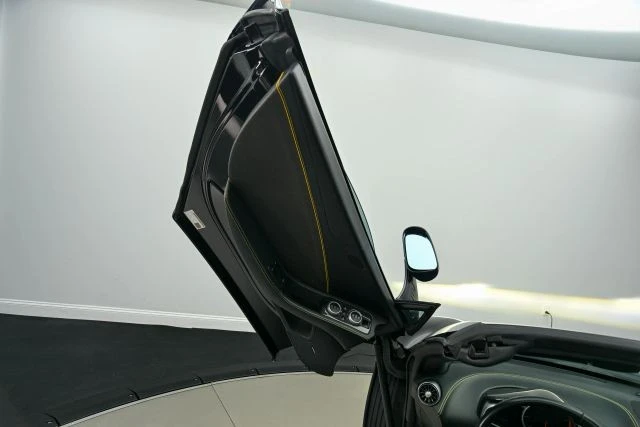 2016 McLaren 650S Spider - Image 16 of 31
