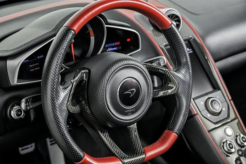 2016 McLaren 650S Spider - Image 19 of 31