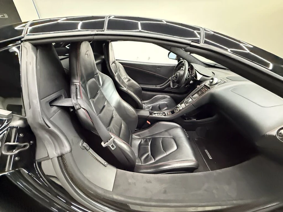 2016 McLaren 650S Spider - Image 30 of 31