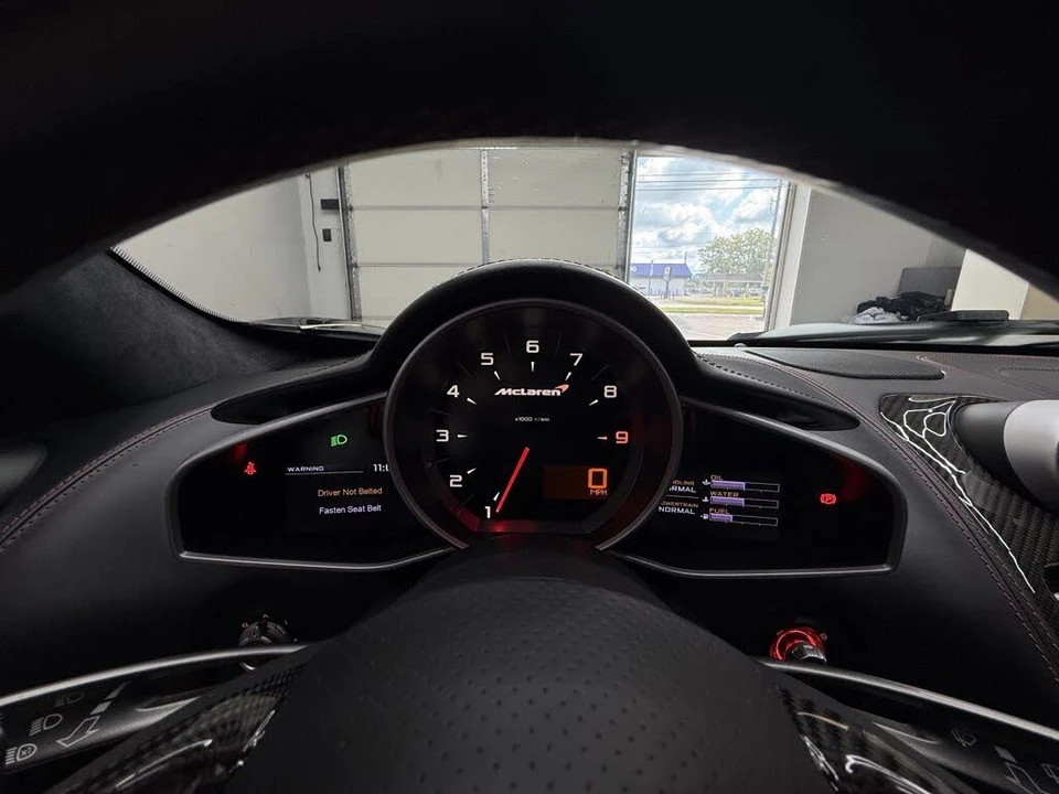 2016 McLaren 650S Spider - Image 22 of 31