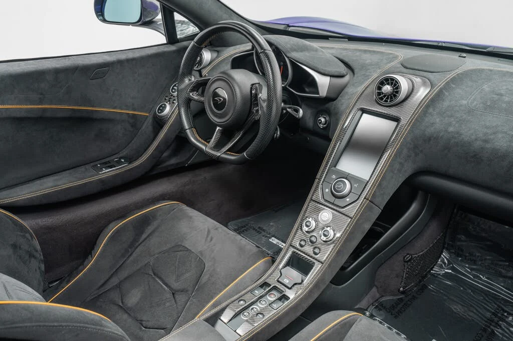 2016 McLaren 650S Spider - Image 26 of 31