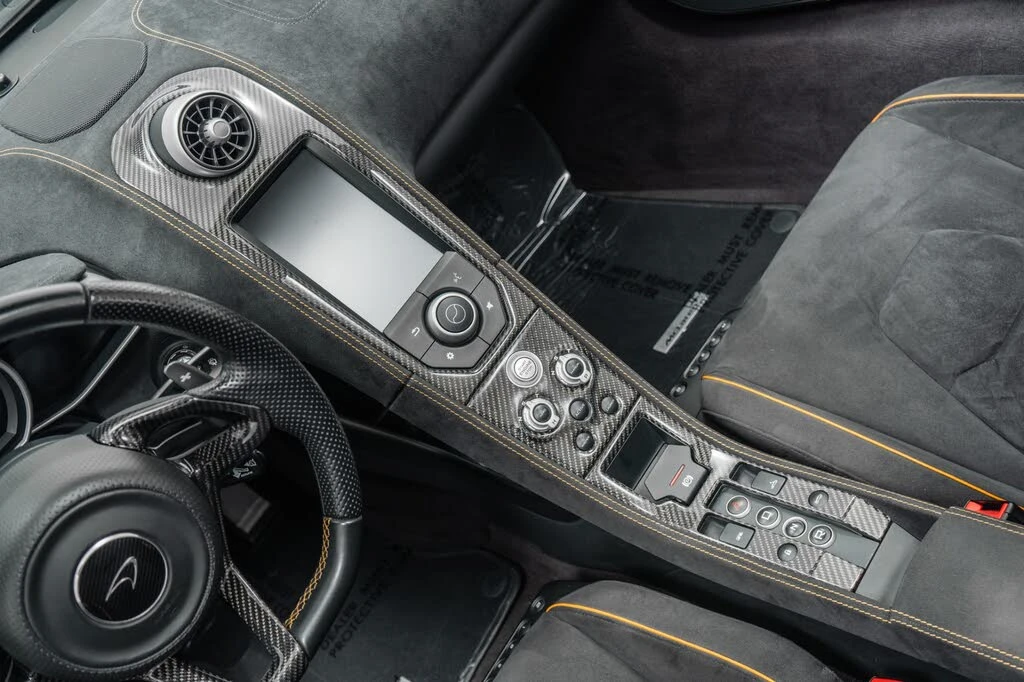 2016 McLaren 650S Spider - Image 27 of 31