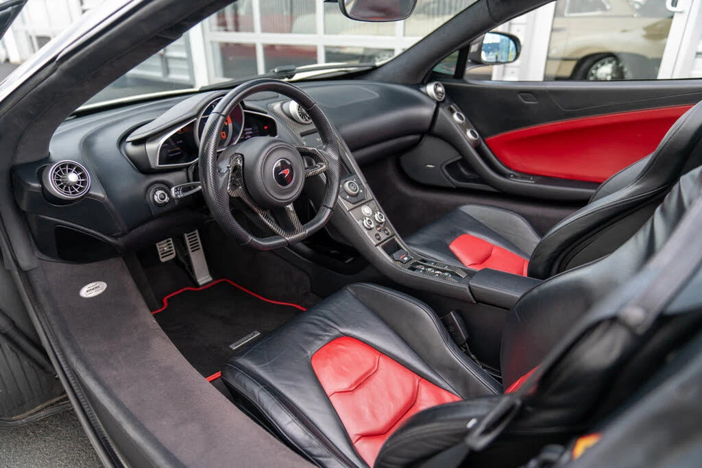 2016 McLaren 650S Spider - Image 20 of 31