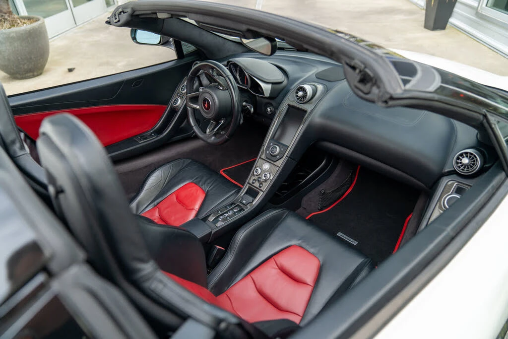 2016 McLaren 650S Spider - Image 12 of 31