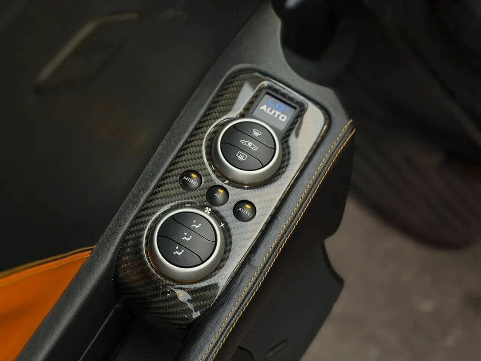 2016 McLaren 650S Spider - Image 22 of 31