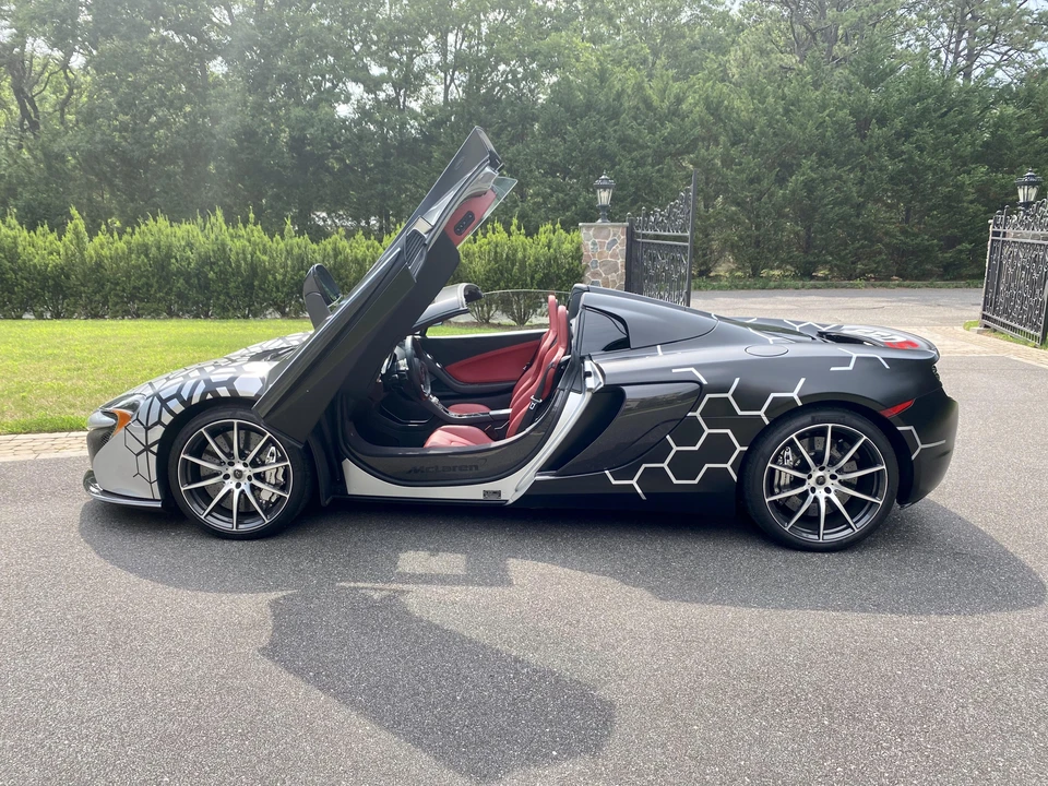 2016 McLaren 650S Spider - Image 24 of 31