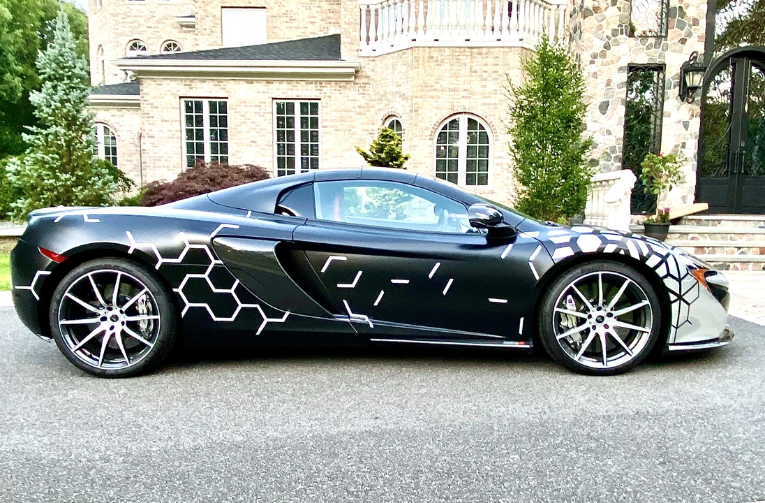 2016 McLaren 650S Spider - Image 2 of 31